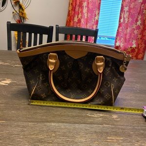 Louie Vuitton Tivoli — Retired